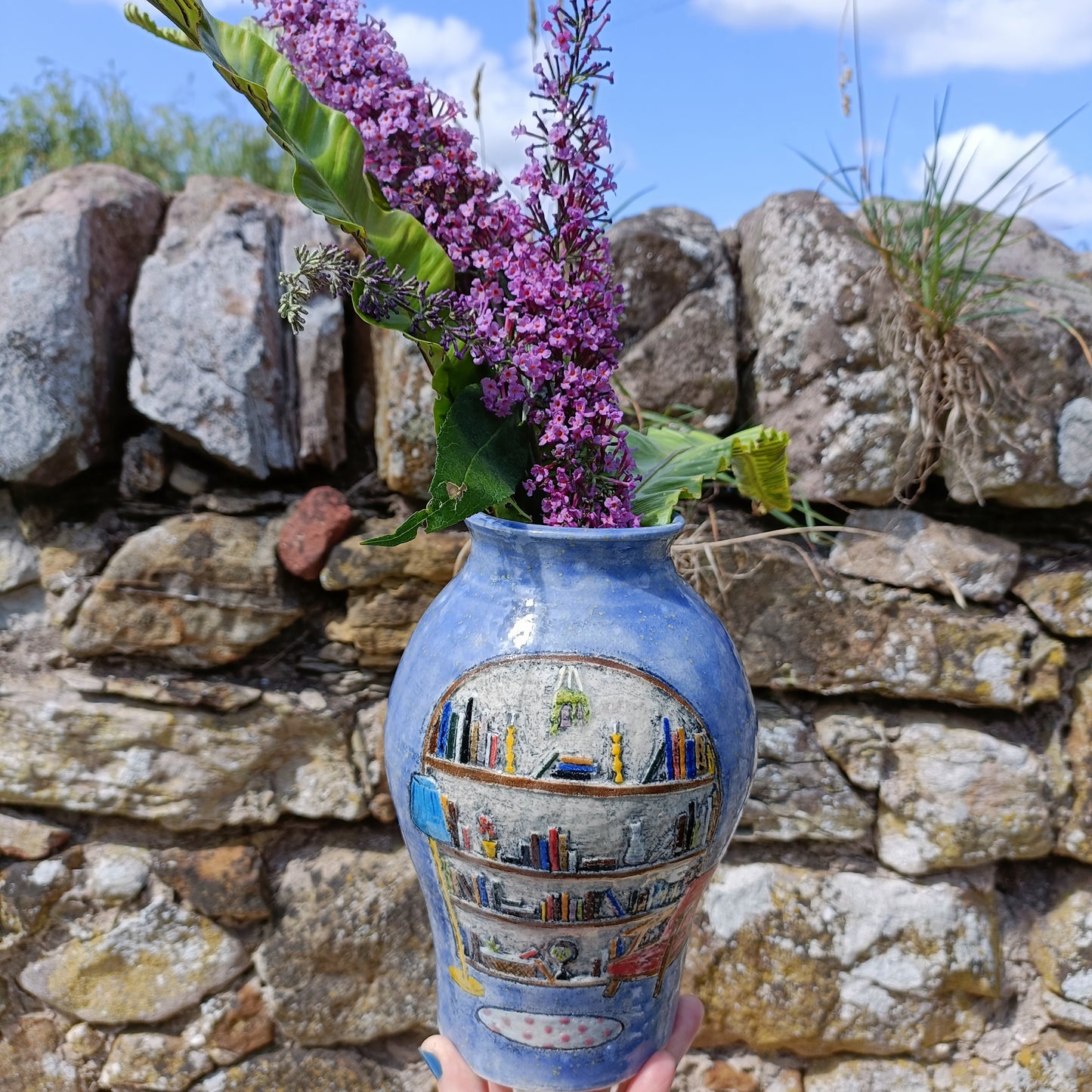 Book Nook Vase - Large