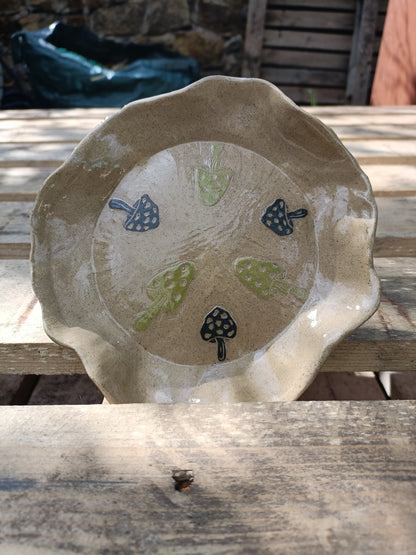 Mushroom side plate